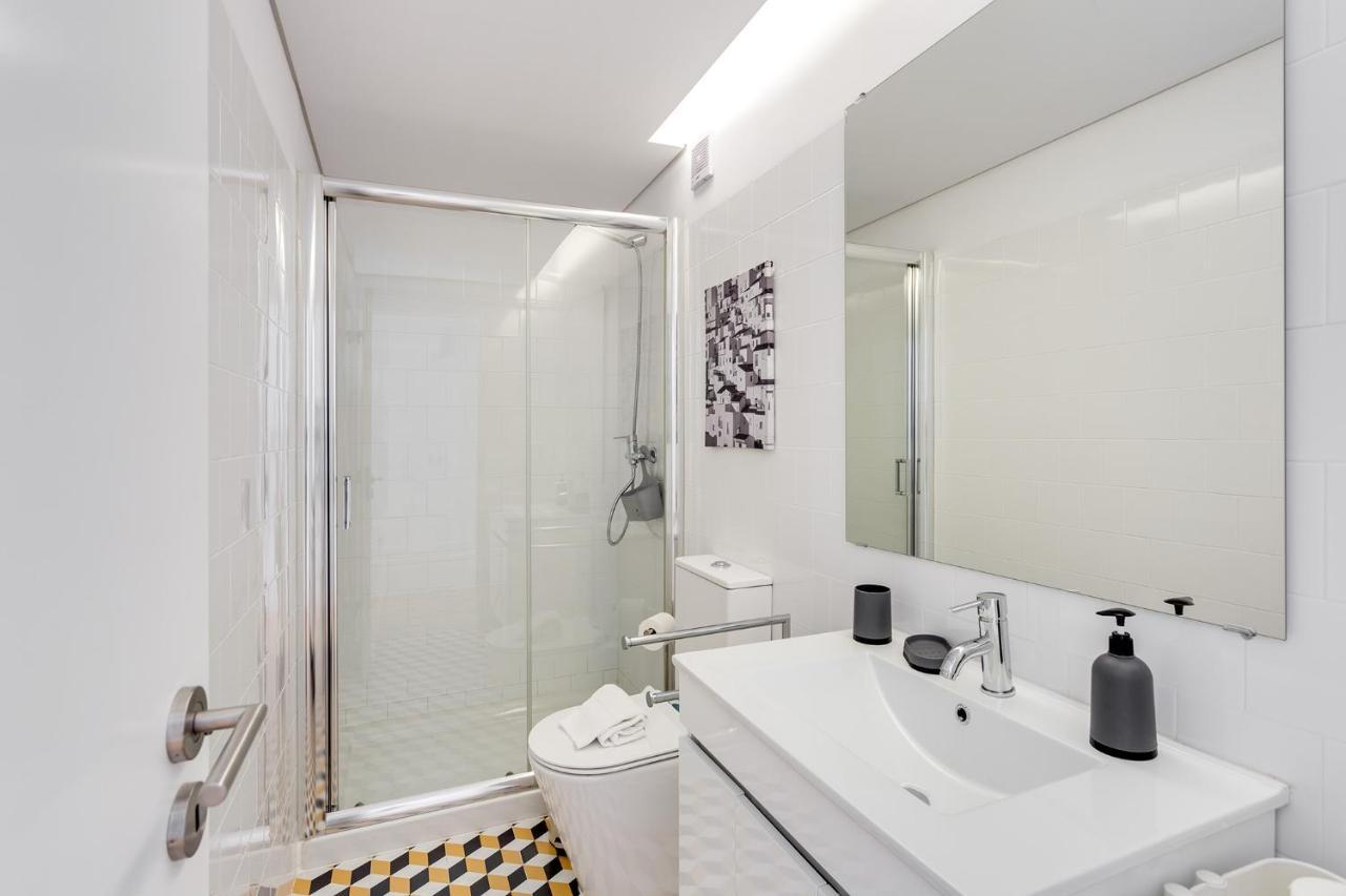 Almada Luxurious Duplex By Da'home Apartment Porto